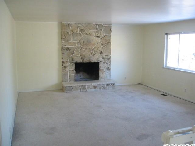 8203 S Bryce Dr, Sandy, UT 84070 — photo 2