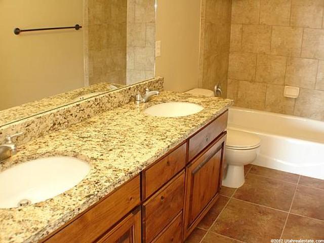 745 W 4400 S, Riverdale, UT 84405 — photo 9