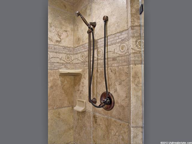 11 Bentbrook Ln, Sandy, UT 84092 — photo 8