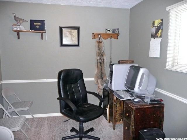 827 S 600 E, River Heights, UT 84321 — photo 8