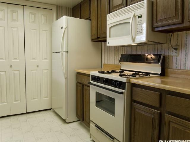 600 E Marshwood Ln #B, Murray, UT 84107 — photo 5