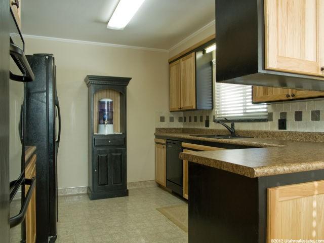 152 N 650 E, Bountiful, UT 84010 — photo 5