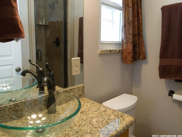 152 N 650 E, Bountiful, UT 84010 — photo 9