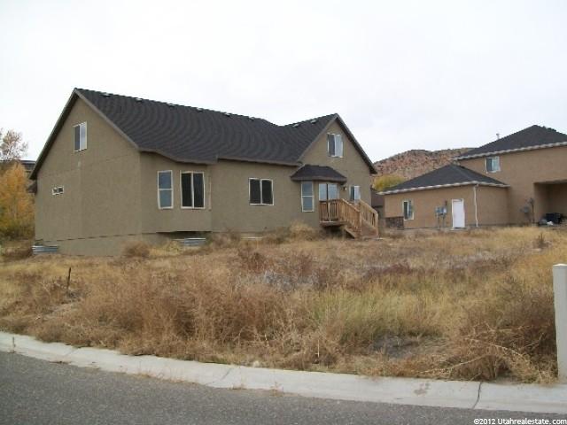 1634 S 3150 W, Vernal, UT 84078 — photo 2
