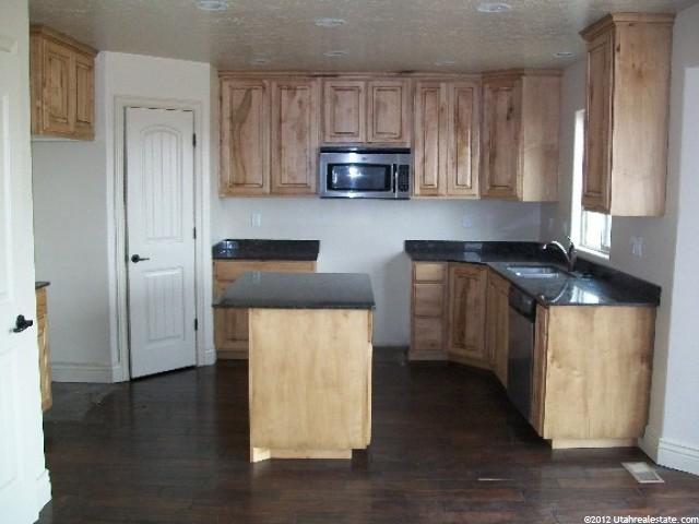 1634 S 3150 W, Vernal, UT 84078 — photo 3