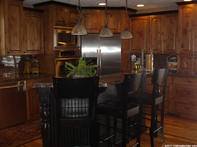 680 N 900 E, Bountiful, UT 84010 — photo 3