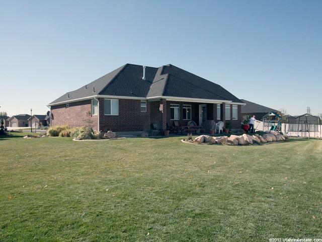 1028 N 1335 W, Clinton, UT 84015 — photo 11