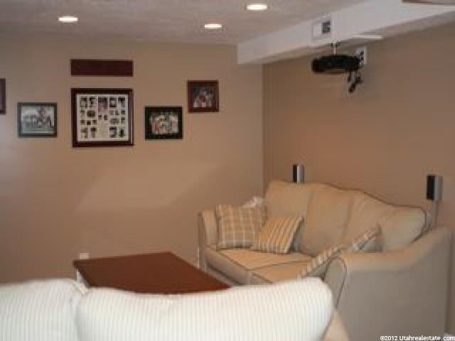 79 N 800 E, Bountiful, UT 84010 — photo 4