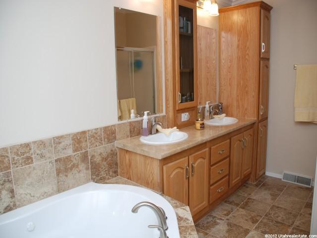 1330 N East Henefer Rd, Henefer, UT 84033 — photo 8