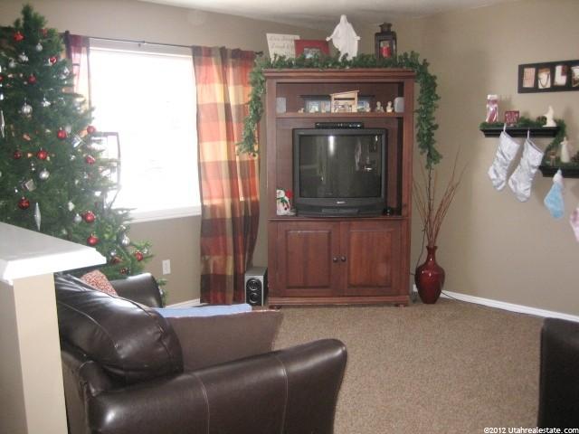 839 S 300 W, Logan, UT 84321 — photo 2