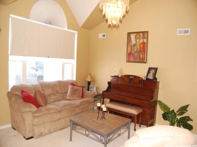 631 N Lynnbrook Dr, Spanish Fork, UT 84660 — photo 2