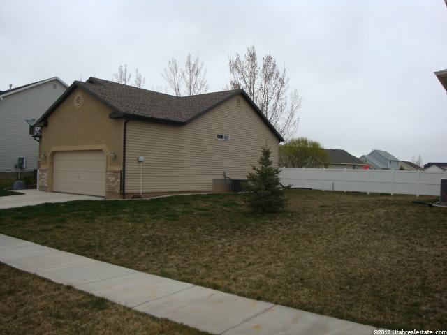 2510 Craig Ln, Syracuse, UT 84075 — photo 2