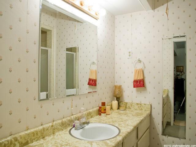 1457 E Amalfi Ave, Sandy, UT 84093 — photo 10
