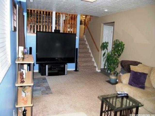 636 E 650 N, Ogden, UT 84404 — photo 2