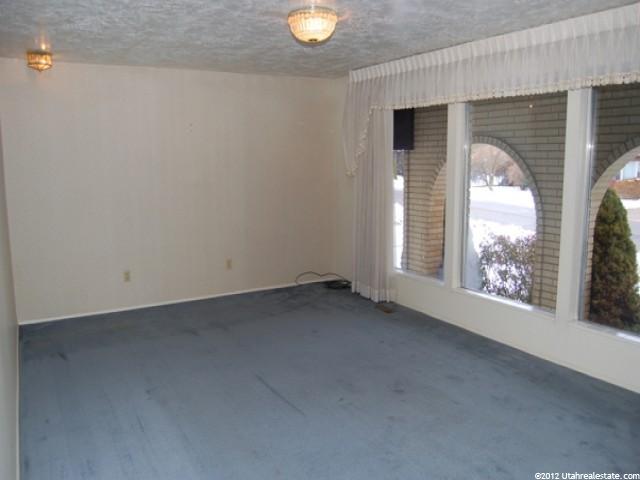 350 W 1950 N, Centerville, UT 84014 — photo 2