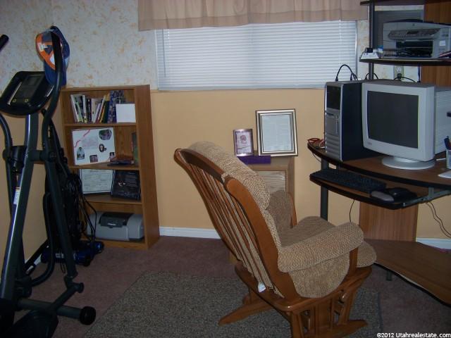 284 N 500 W, Clearfield, UT 84015 — photo 10