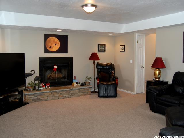 2095 N 2275 E, Layton, UT 84040 — photo 7