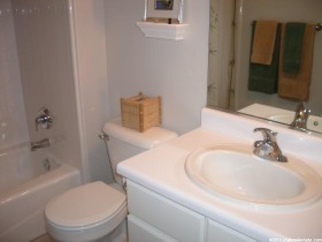 136 E 900 S, Kaysville, UT 84037 — photo 11
