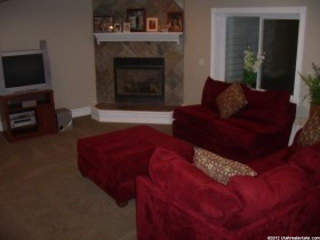 136 E 900 S, Kaysville, UT 84037 — photo 3