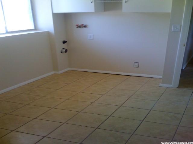 1316 Marilyn Dr, Syracuse, UT 84075 — photo 4