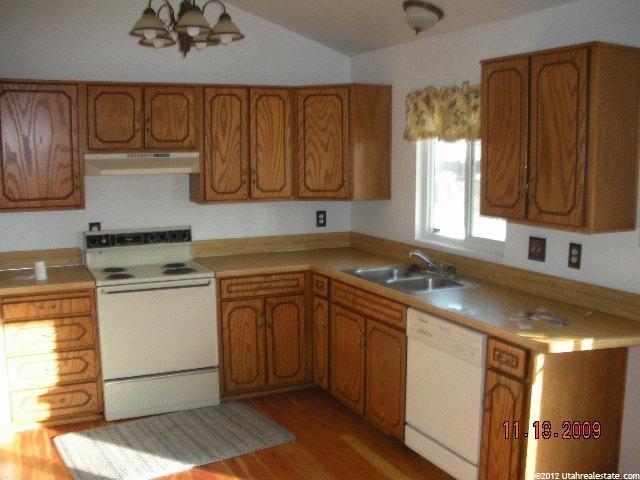 138 E 1900 S, Clearfield, UT 84015 — photo 6