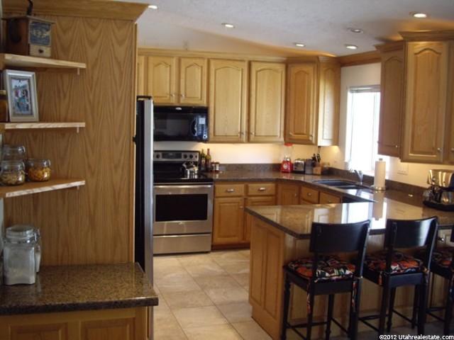 8689 S Ida Ln, Sandy, UT 84093 — photo 3