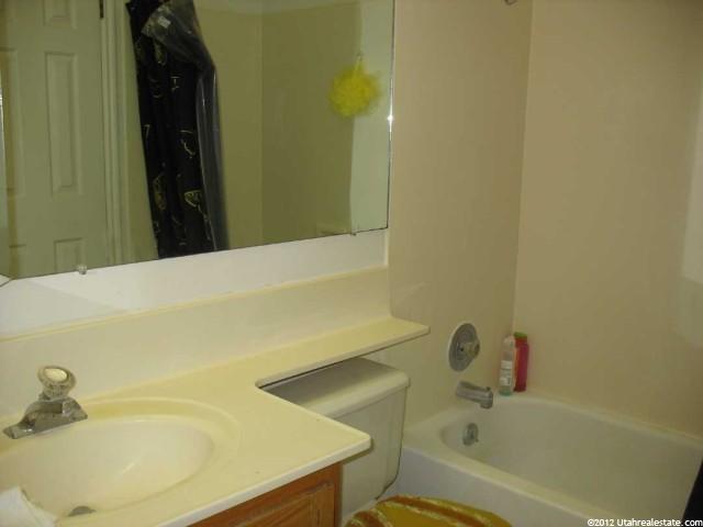 765 E Gables St, Midvale, UT 84047 — photo 8