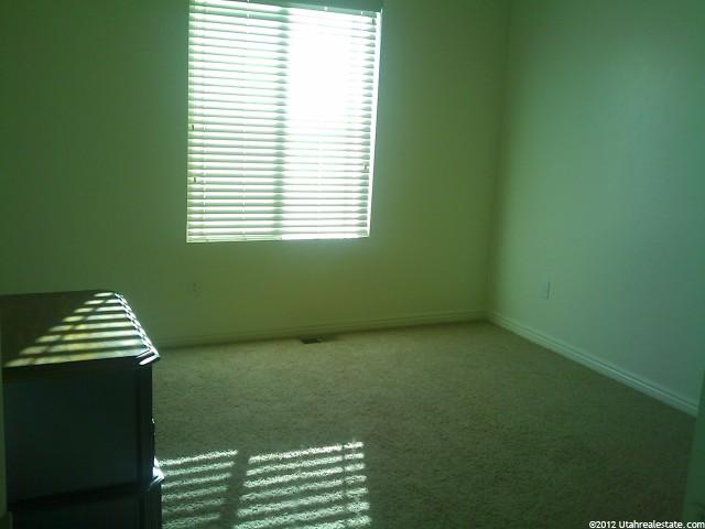 664 S 410 E #B, Vernal, UT 84078 — photo 5