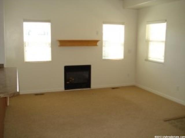 385 E 700 S #F, Vernal, UT 84078 — photo 3