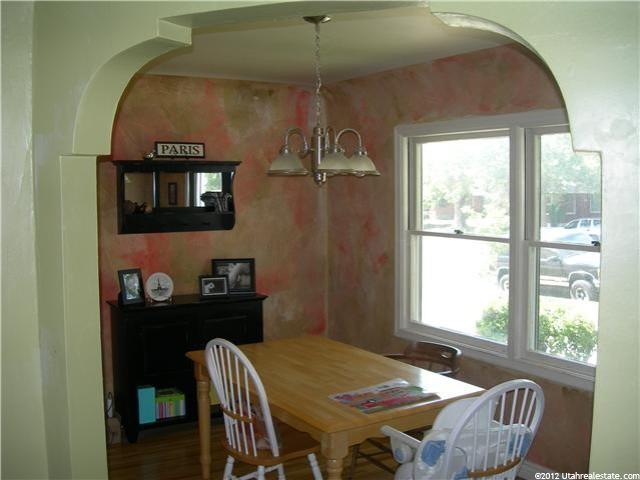 1067 27th St, Ogden, UT 84403 — photo 2