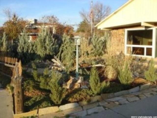880 E Crocus Cir, Sandy, UT 84094 — photo 11