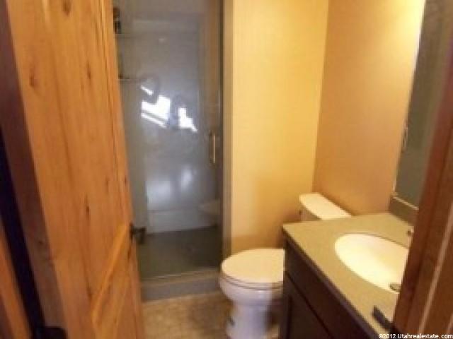 880 E Crocus Cir, Sandy, UT 84094 — photo 8
