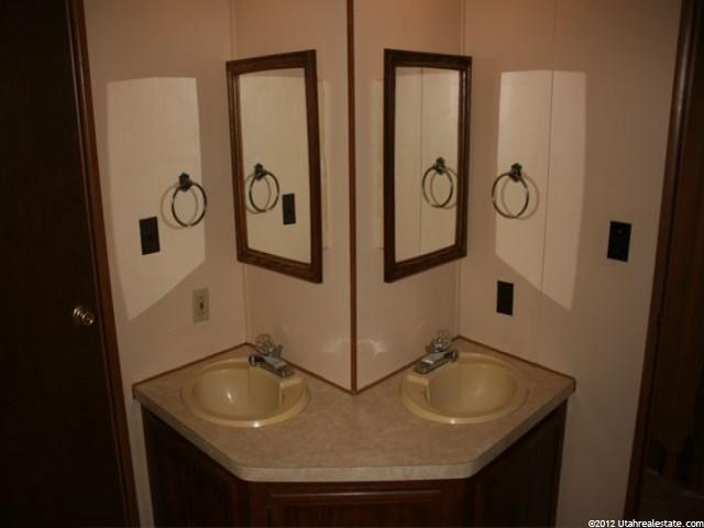 1488 N 550 W #19, Orem, UT 84057 — photo 9