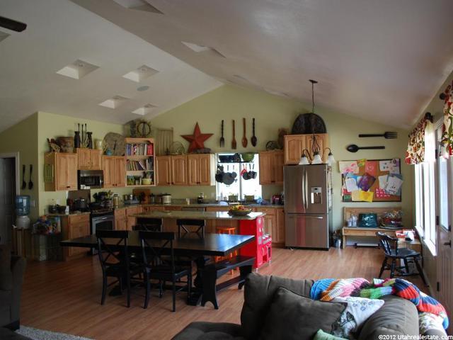 654 E 3225 N, North Ogden, UT 84414 — photo 5