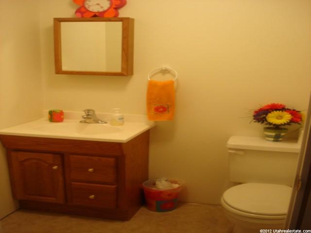 2983 W 1400 N, Clinton, UT 84015 — photo 8