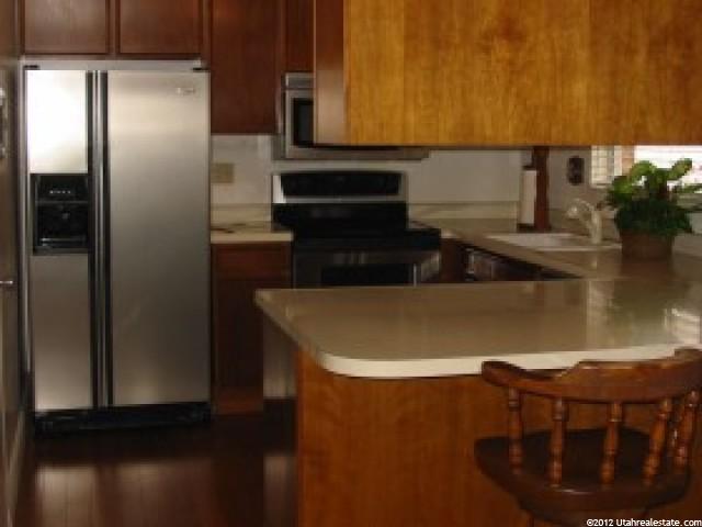 720 E Three Fountains Dr #75, Murray, UT 84107 — photo 2