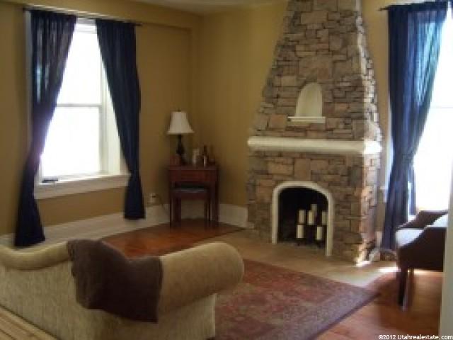 111 N Main St E, Farmington, UT 84025 — photo 2