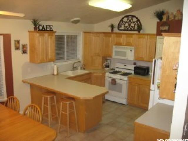 1021 N 900 W, Clinton, UT 84015 — photo 11