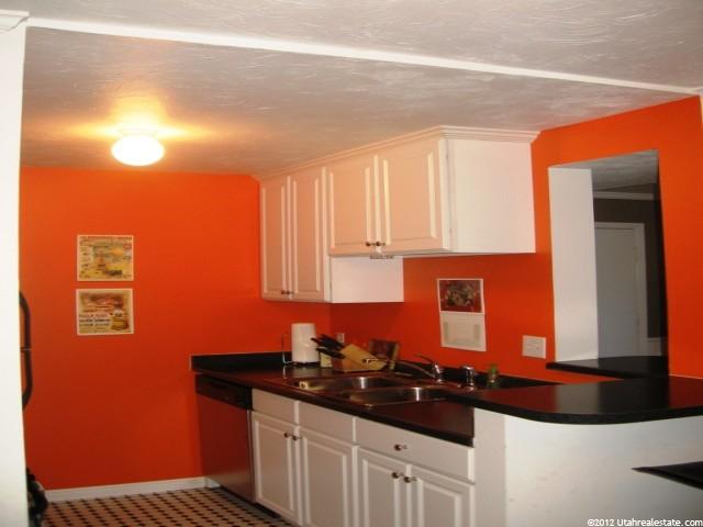 400 E Creekside Cir S, Murray, UT 84107 — photo 4