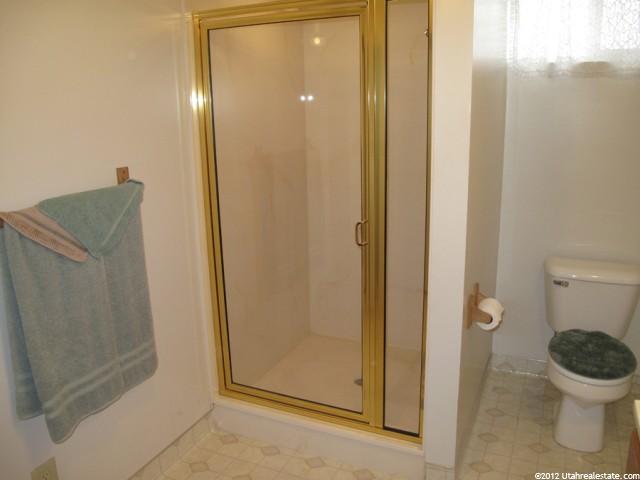 536 W 1880 S, Woods Cross, UT 84087 — photo 8