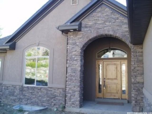 864 S 300 E, Farmington, UT 84025 — photo 2