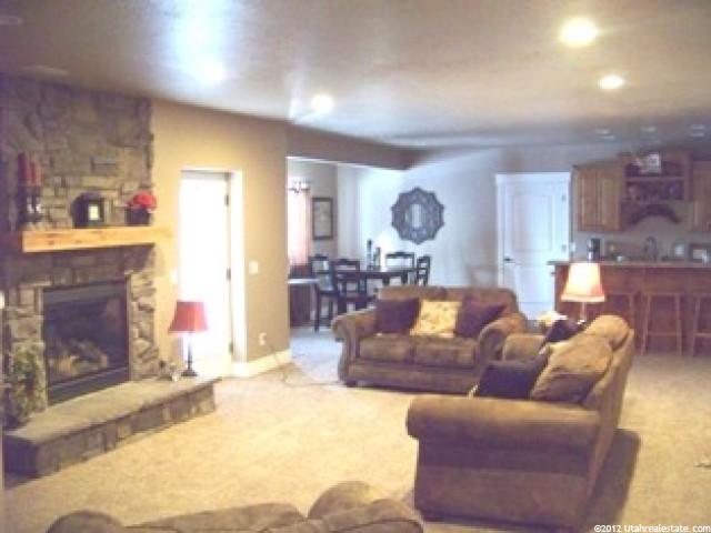 864 S 300 E, Farmington, UT 84025 — photo 6