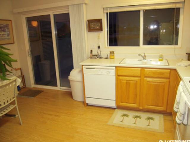 44 W 775 S, Layton, UT 84041 — photo 4