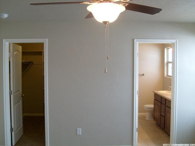1378 W 2340 N, Clinton, UT 84015 — photo 5
