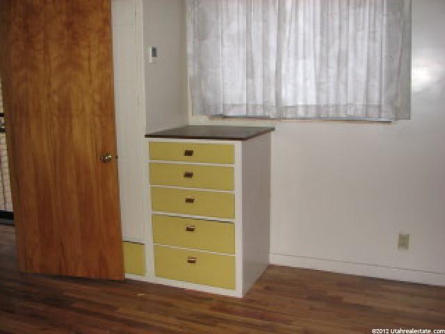 515 W Elberta Dr W, Pleasant View, UT 84414 — photo 4