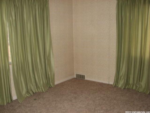 515 W Elberta Dr W, Pleasant View, UT 84414 — photo 5