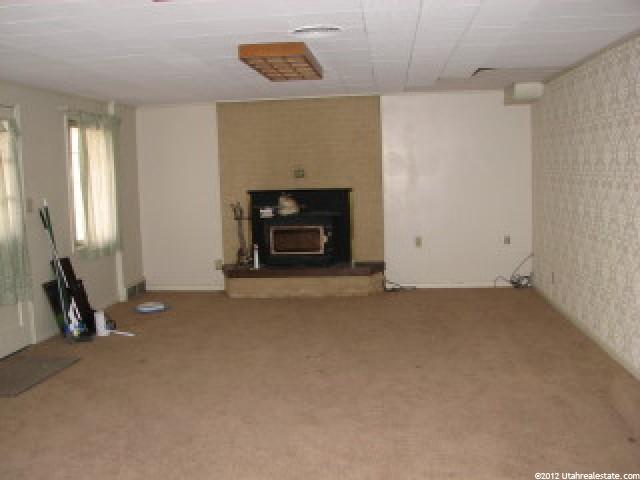 515 W Elberta Dr W, Pleasant View, UT 84414 — photo 8