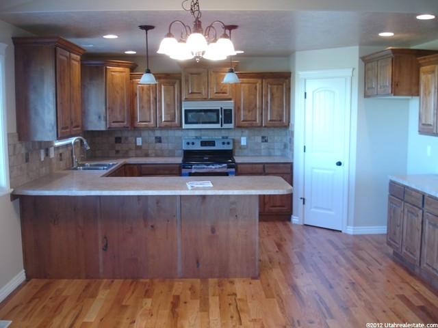 2423 N 2700 W, Farr West, UT 84404 — photo 3
