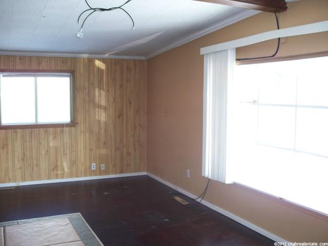 5415 S 2300 W, Roy, UT 84067 — photo 2