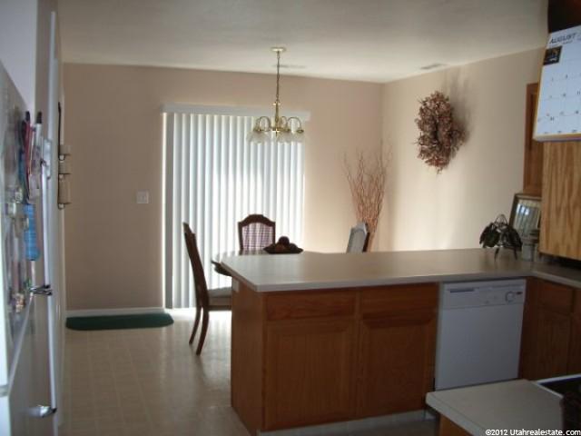 295 W 600 N #4, Logan, UT 84321 — photo 3